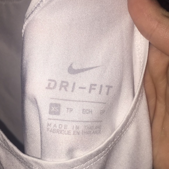 White nike tank - Picture 3 of 3